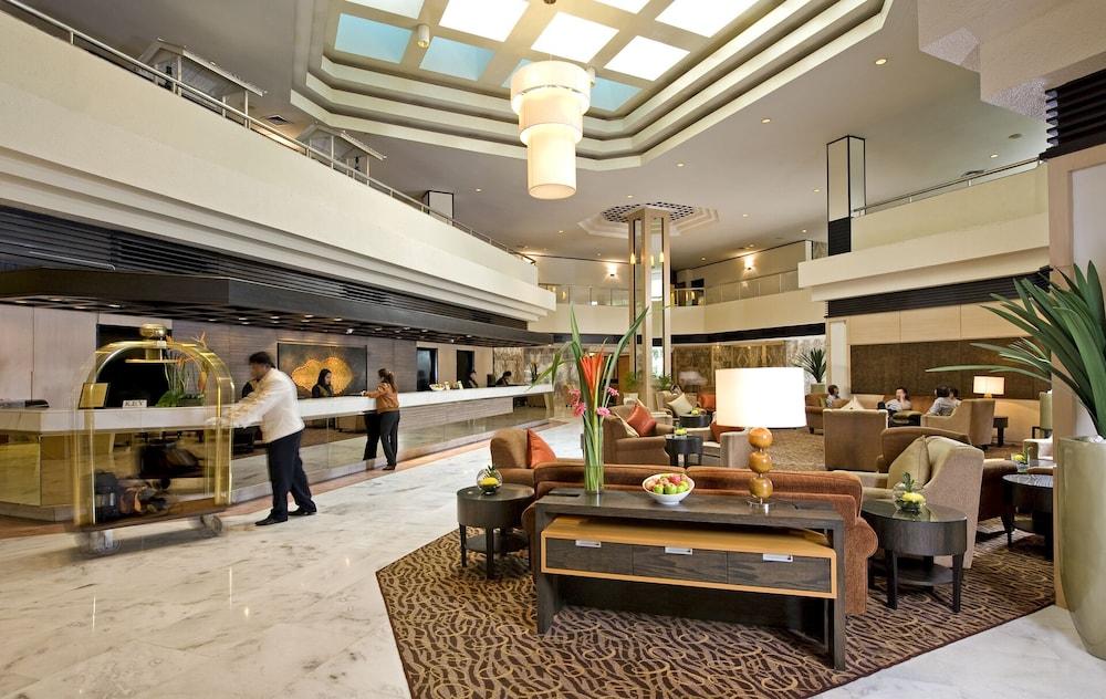 Impiana Hotel Ipoh Buitenkant foto